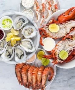 Variety Crabs / Octopus / Oysters